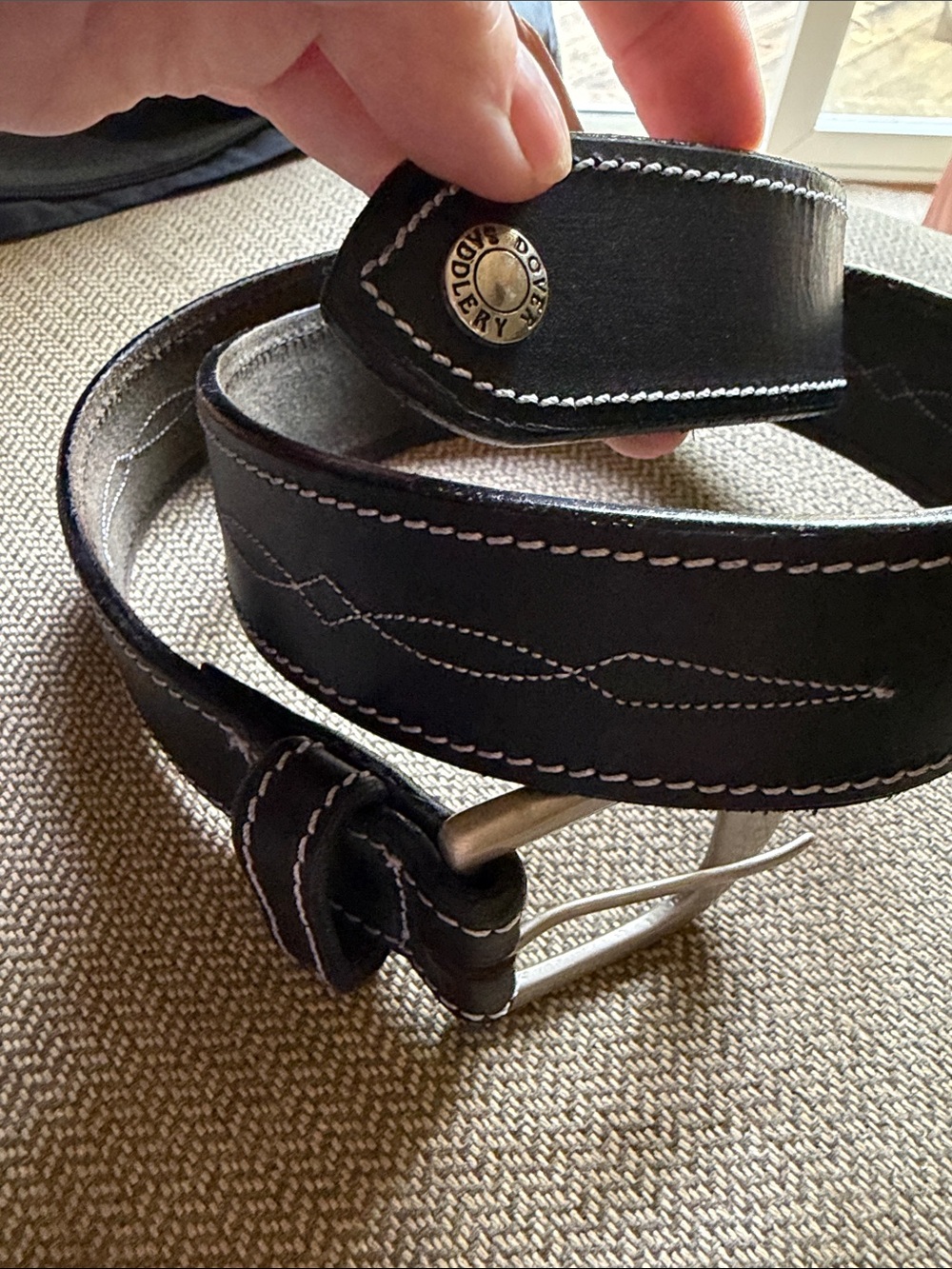Dover Saddlery Black Leather Equestrian Horse Riding Belt 28 white stitching EUC